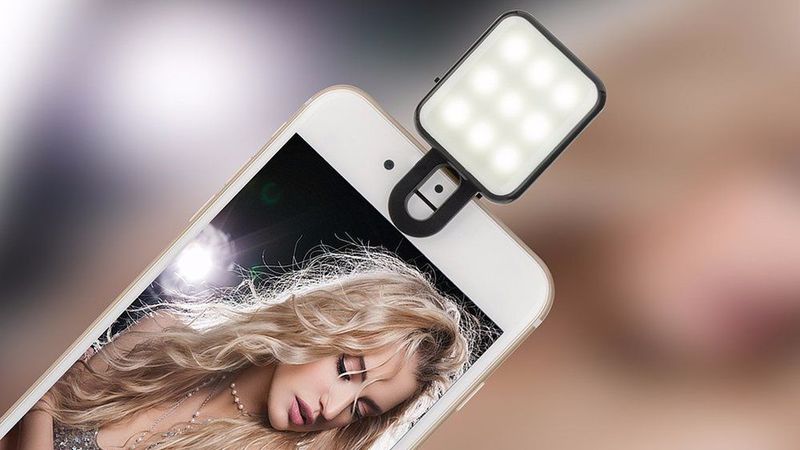 Aspiranti influencer - gadget Sercom - gift personalizzati